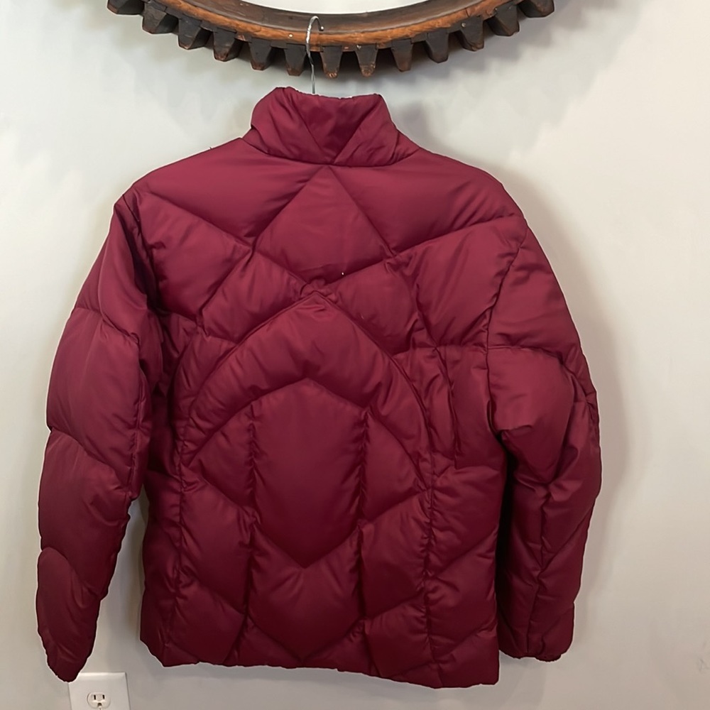 Nike ACG Women's Burgundy Puffer Jacket - Picture 3 of 13